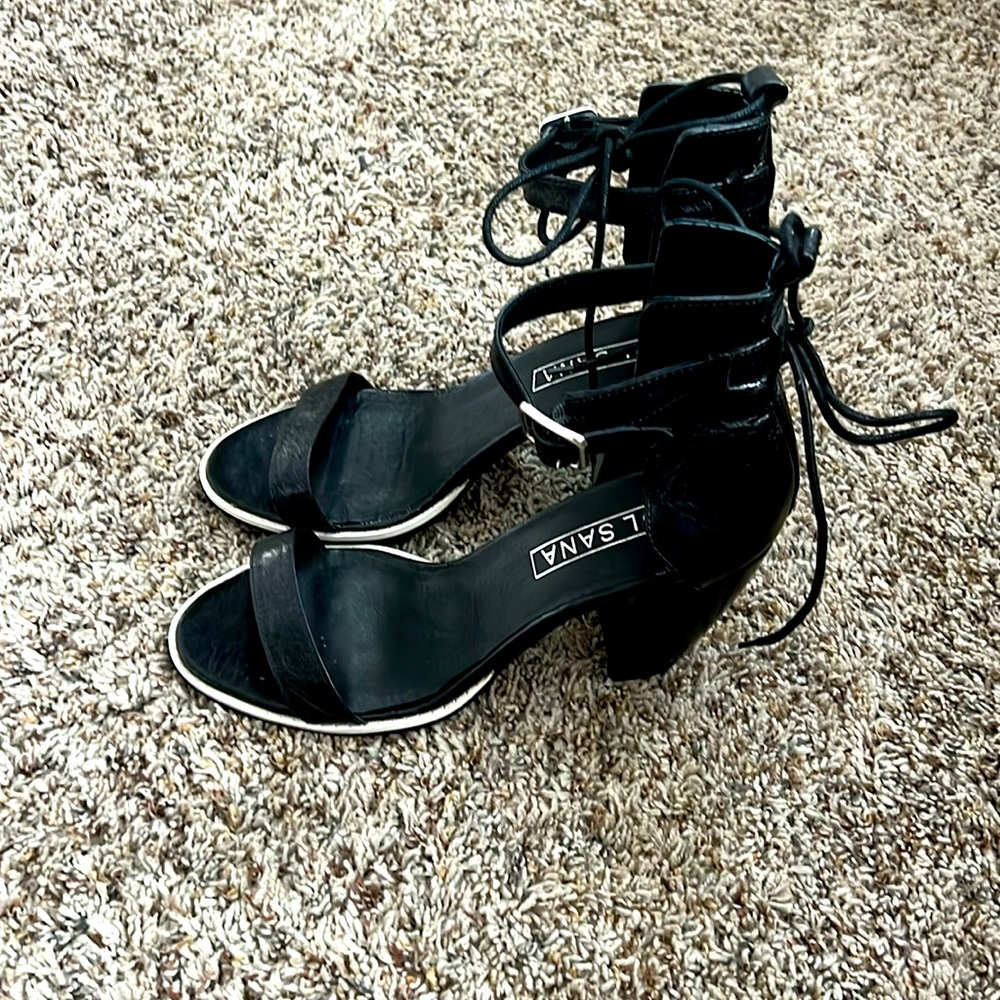 NWOT Sol Sana Women's Open Block Heels Ankle Buckle Party Sandals Black Size 8